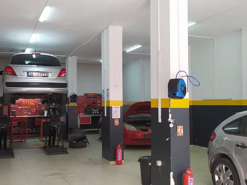Nazımiye Oto Servis
